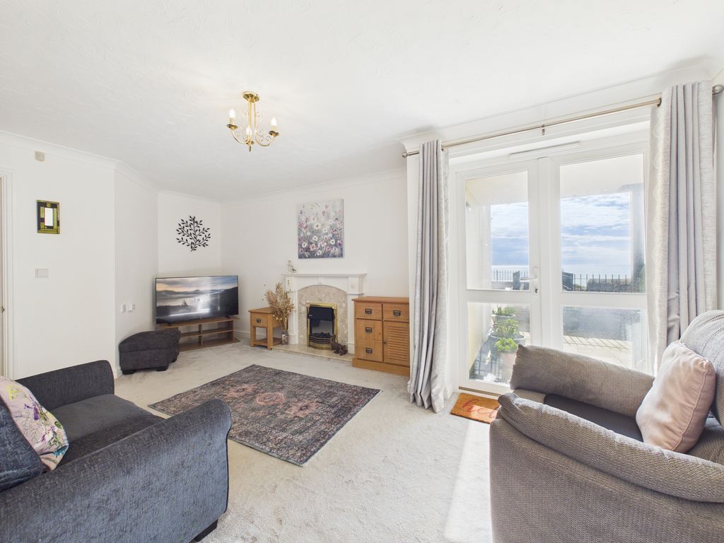 Property photo 2 of 14 Living Room