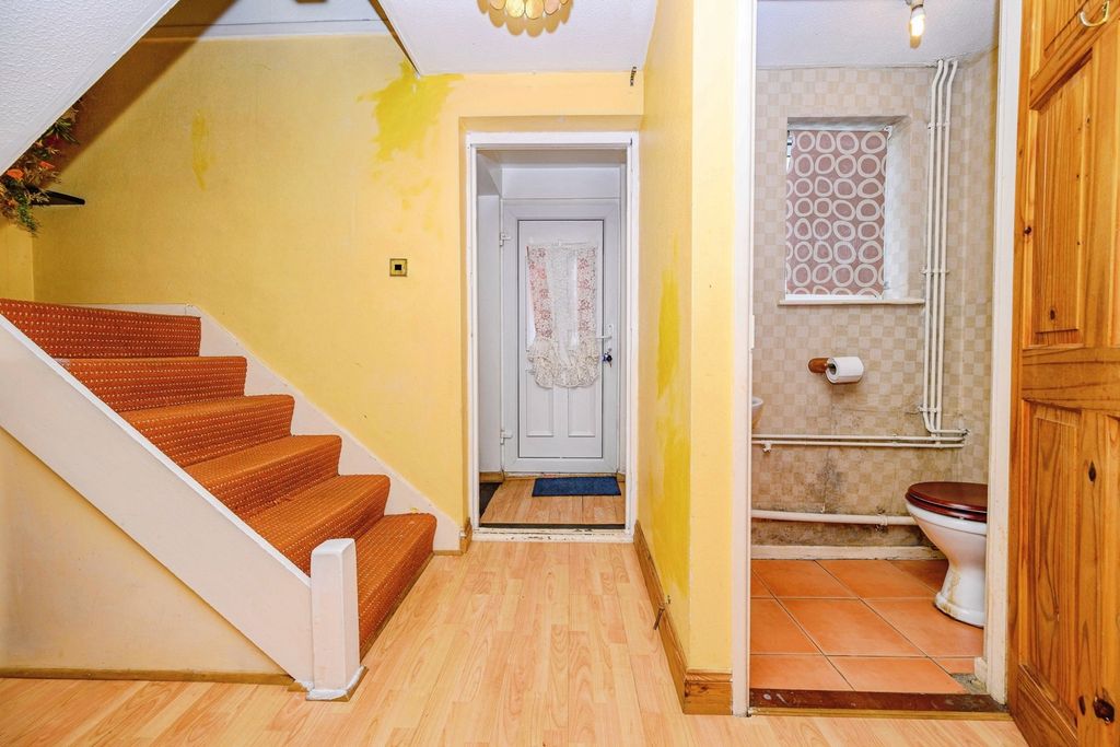 Property photo 2 of 15 Pbox-Img.Jpg