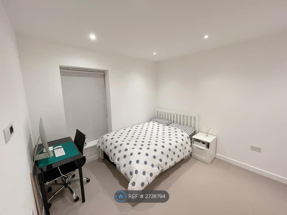 Property photo 3 of 11