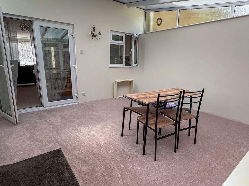 Additional image 5 of 2 bed terraced house for saleGoodwin Walk, Newbury RG14