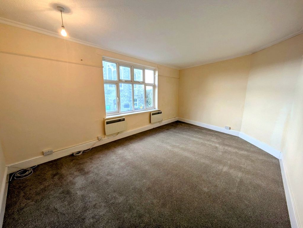 Property photo 2 of 10 Picture No. 06