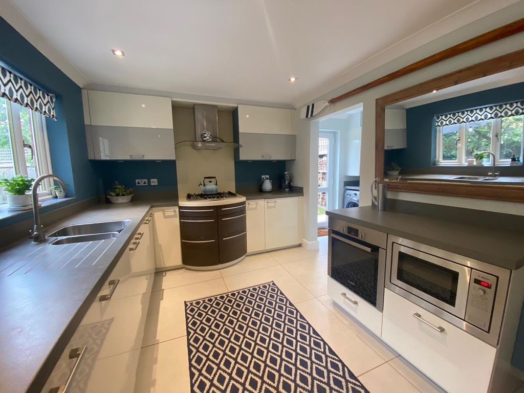 Property photo 2 of 17 2.Jpeg