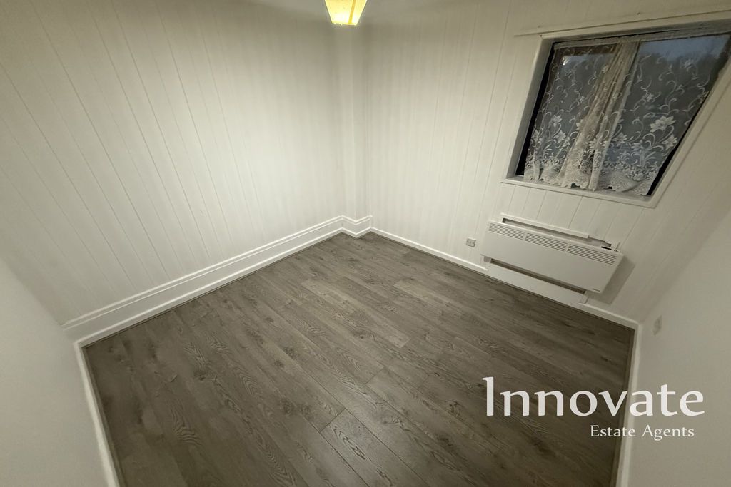 Property photo 3 of 5 Photo 1