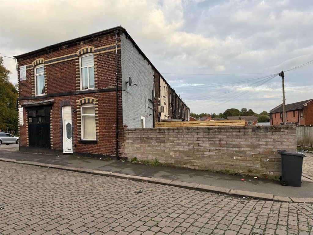 Property photo 1 of 25 Front Aspect