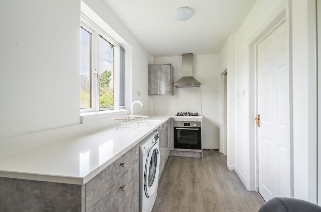 Property photo 3 of 19 Breakfast Kitchen