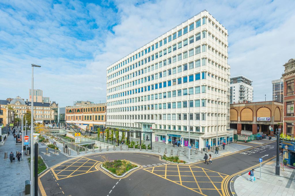 Property photo 1 of 8 Churchill House Churchill Way Cardiff22.Jpg