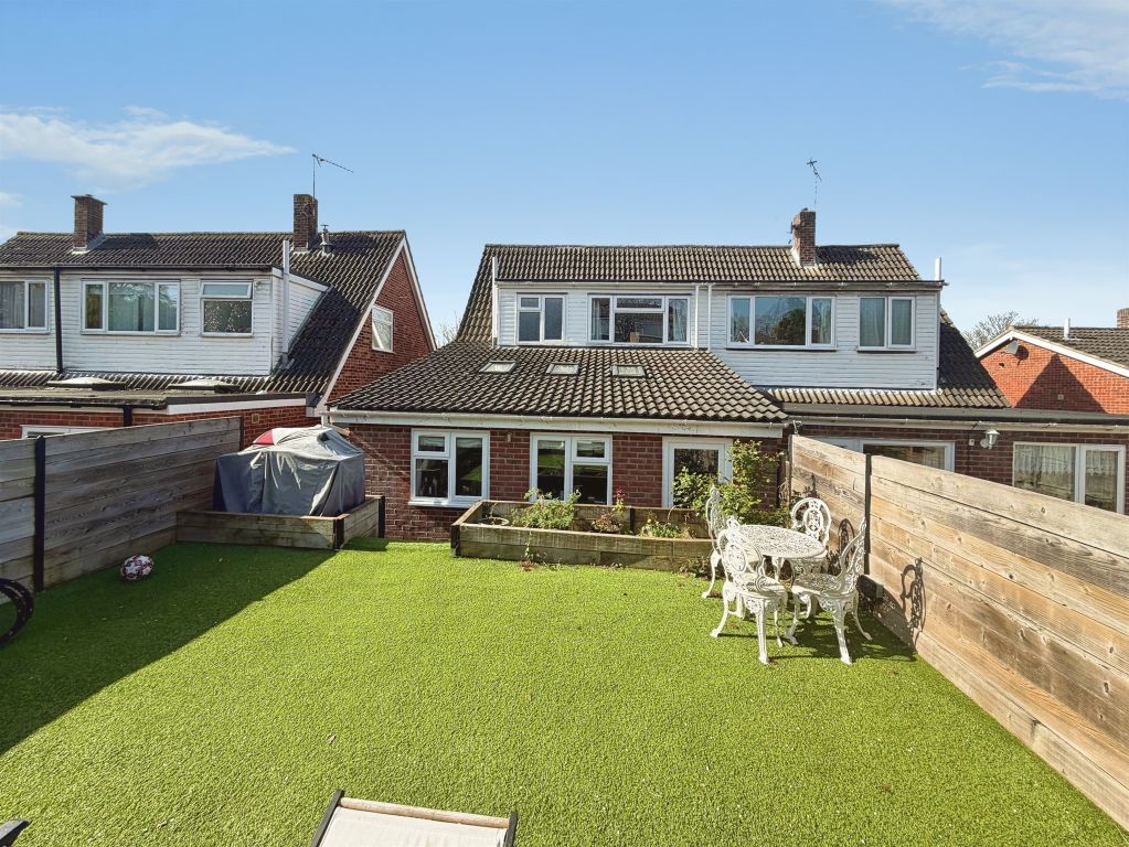 Property photo 2 of 10