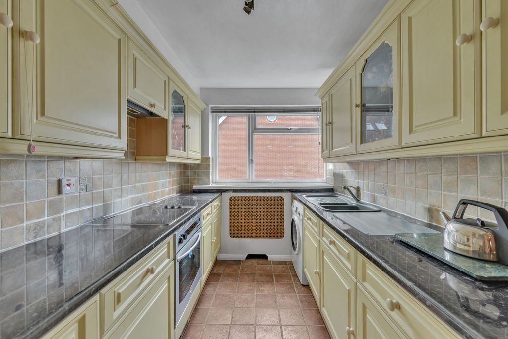 Property photo 3 of 11 Picture No. 23