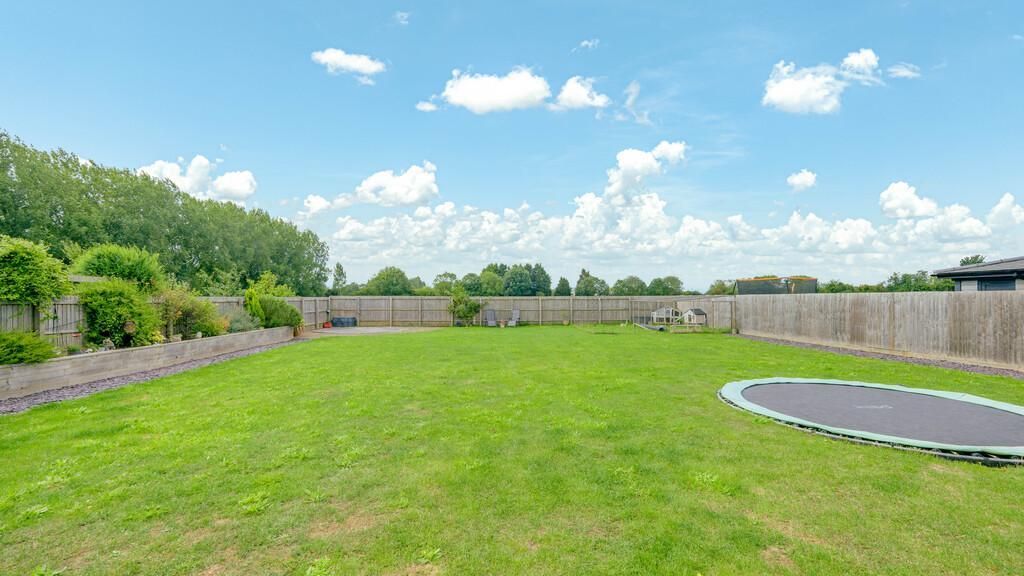 Property photo 2 of 27 Photo 2