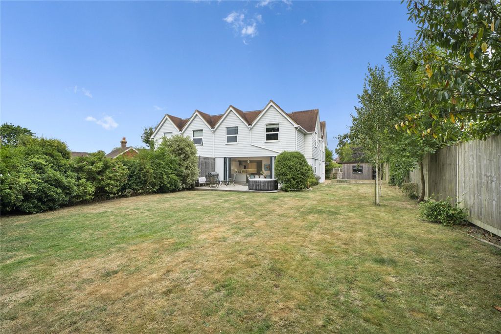 Property photo 1 of 26 Picture No. 24