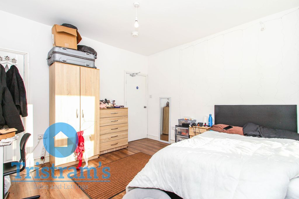 Property photo 3 of 16 Img_6497