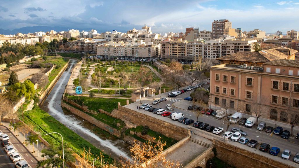 Property photo 2 of 20 80877 002-Min.Jpg