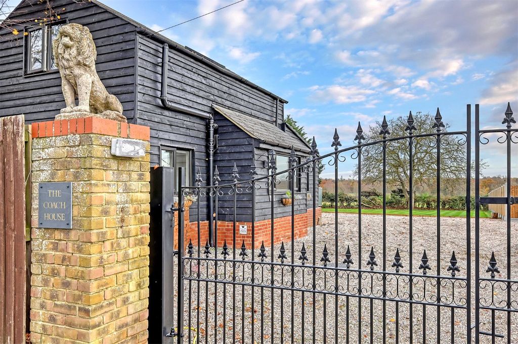 Property photo 2 of 28 Picture No. 34