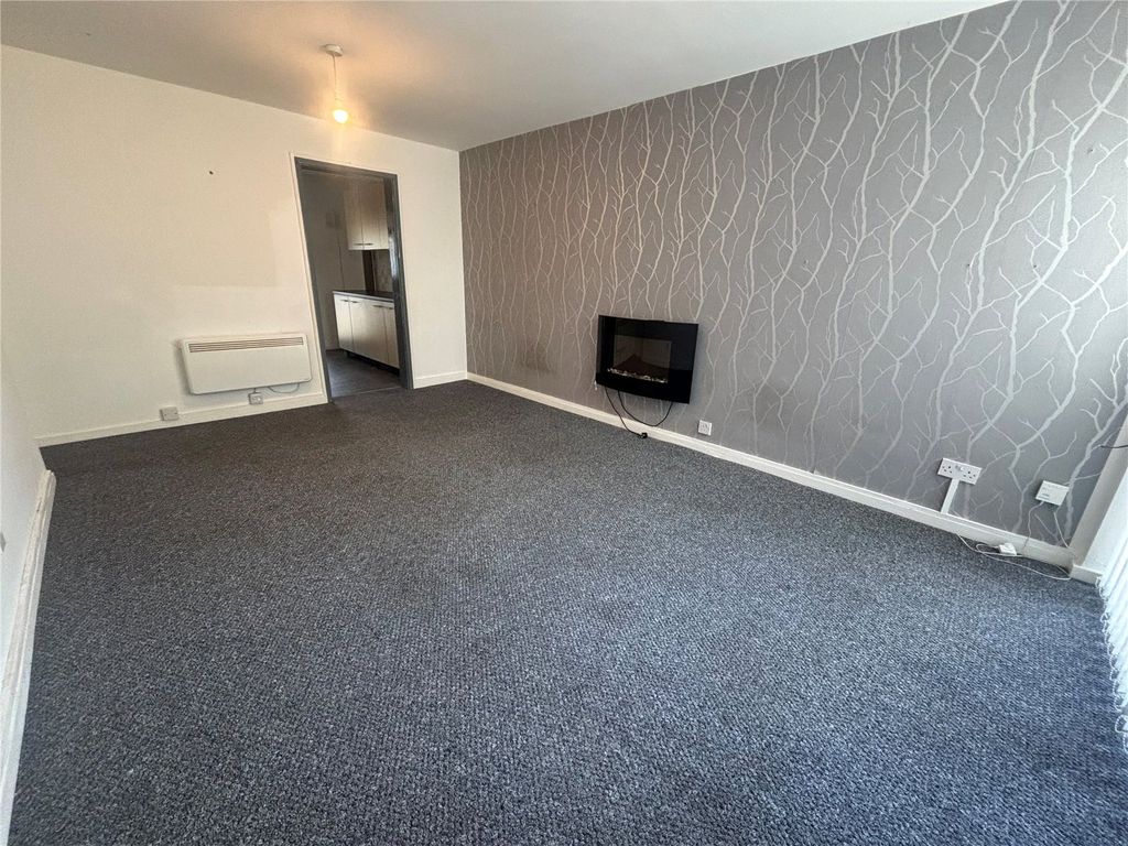 Property photo 3 of 14 Picture No. 11