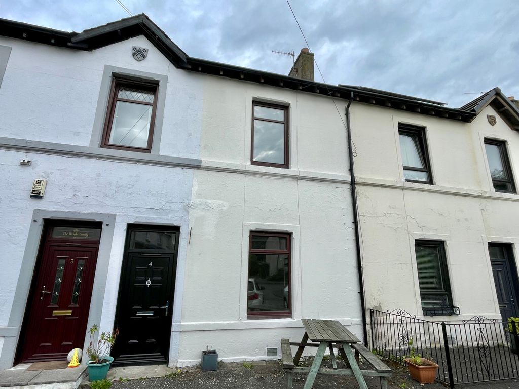 Property photo 1 of 10