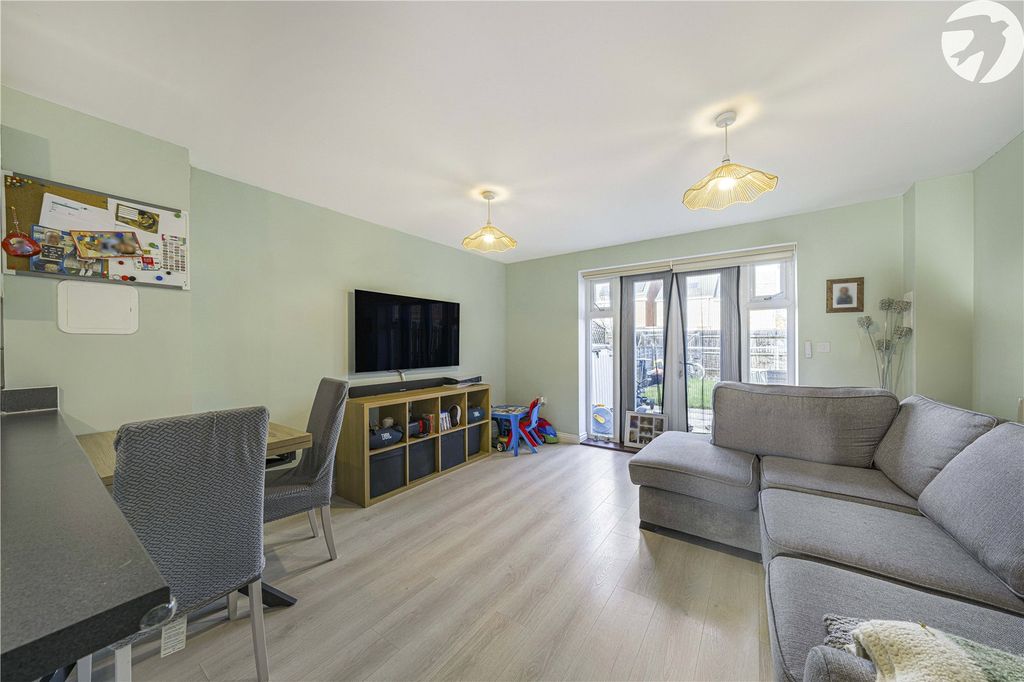 Property photo 3 of 29 Living Room