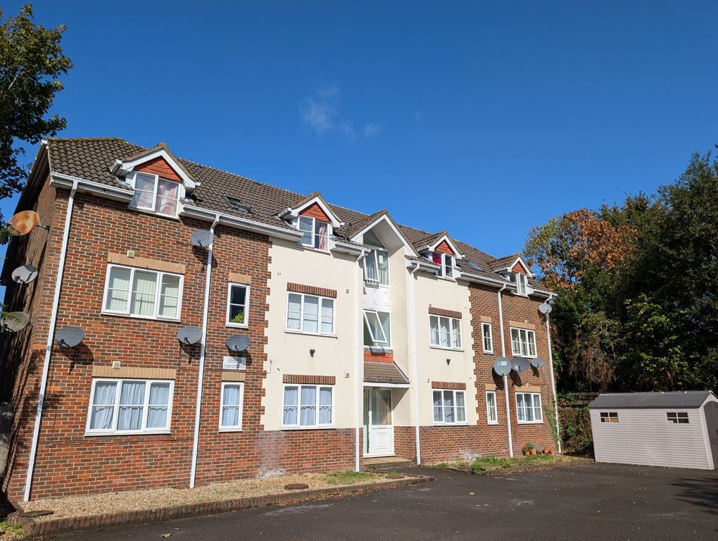 Property photo 1 of 7