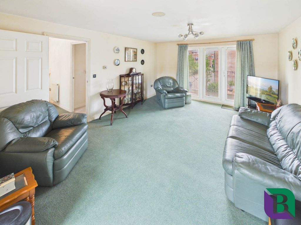 Property photo 3 of 12