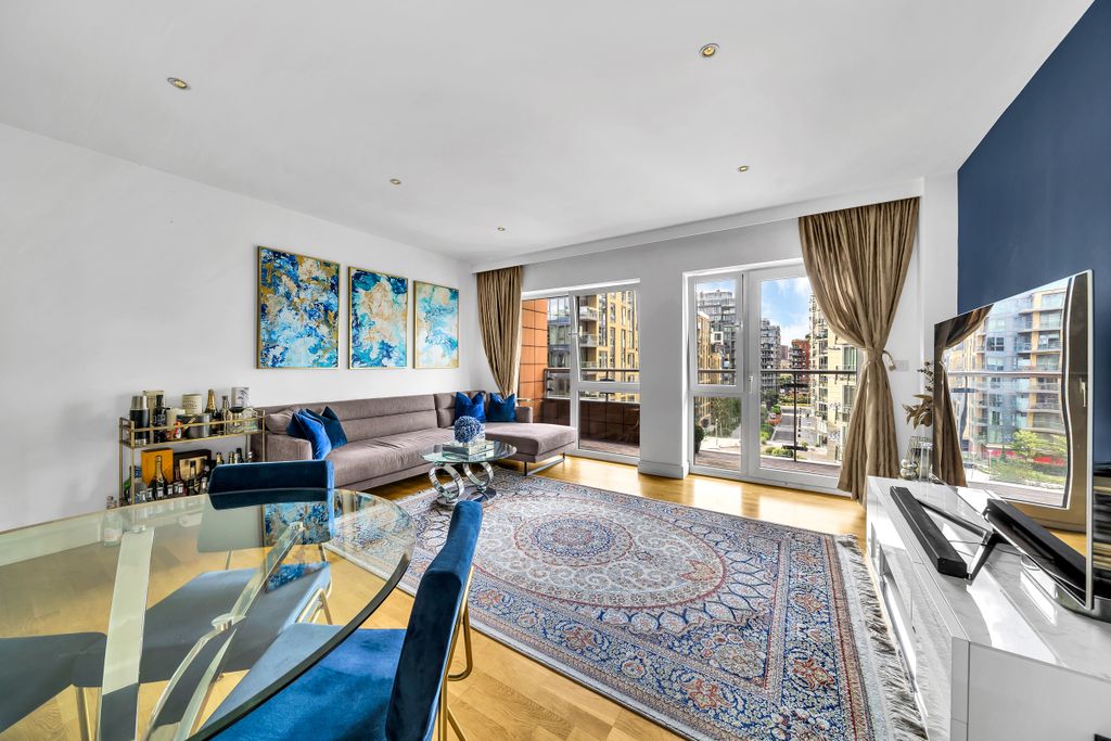Property photo 1 of 12