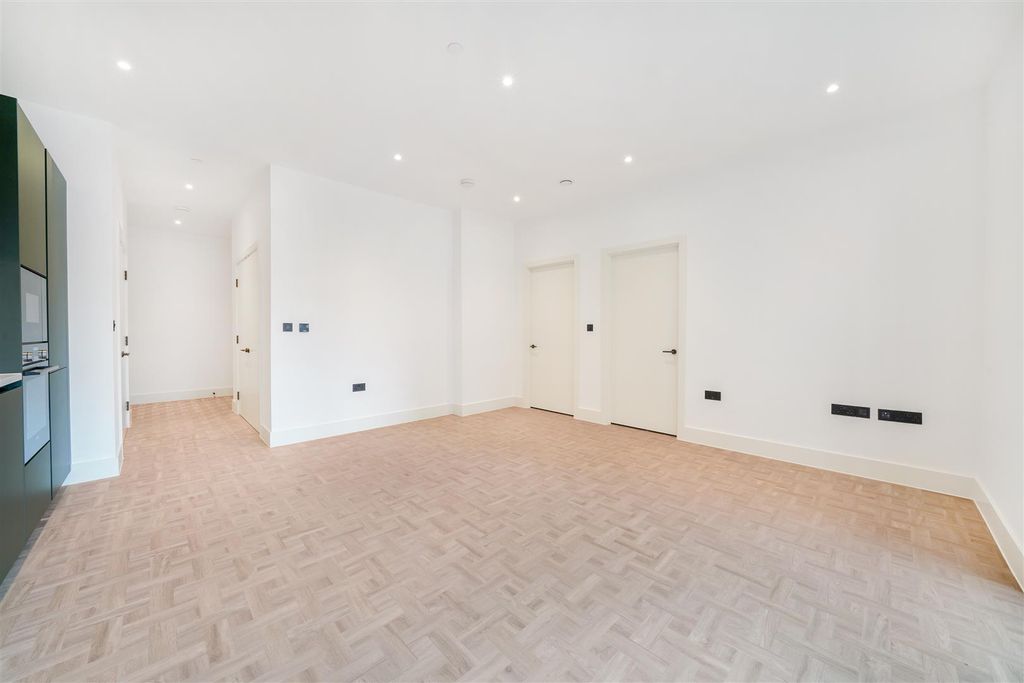Property photo 3 of 15 2 Viridis Apartments, 1 Monarch Square - T1Gzpynve