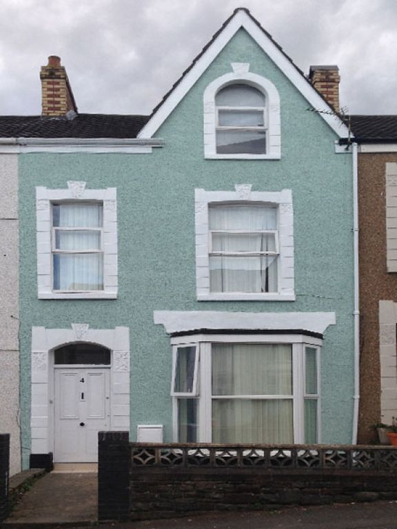 Property photo 1 of 6