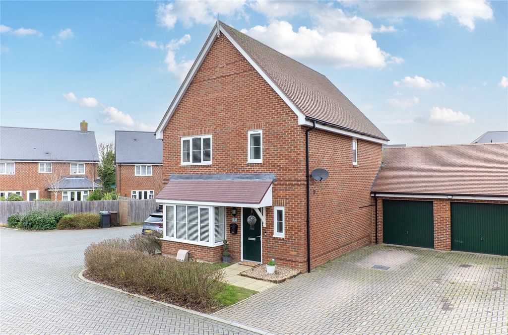 Property photo 1 of 31 External