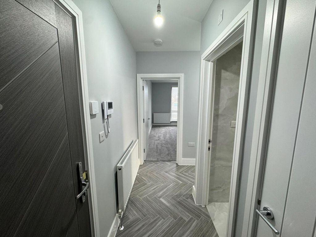 Property photo 2 of 14 Picture No. 09