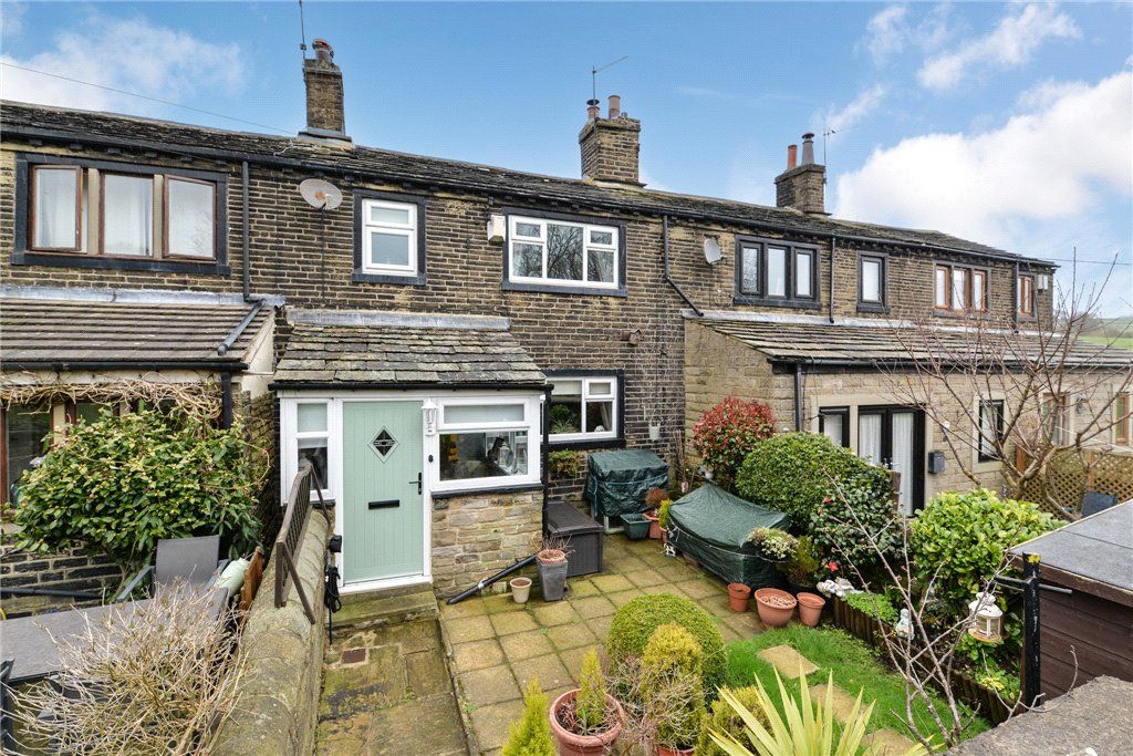Property photo 1 of 18 Allerton Upper Green