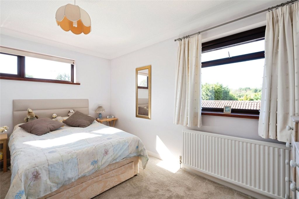 Property photo 2 of 13 Picture No. 08