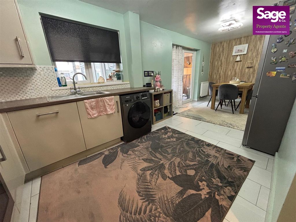 Property photo 3 of 21 Image00011 (1).Jpeg