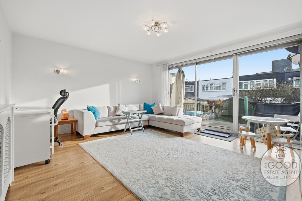 Property photo 3 of 19