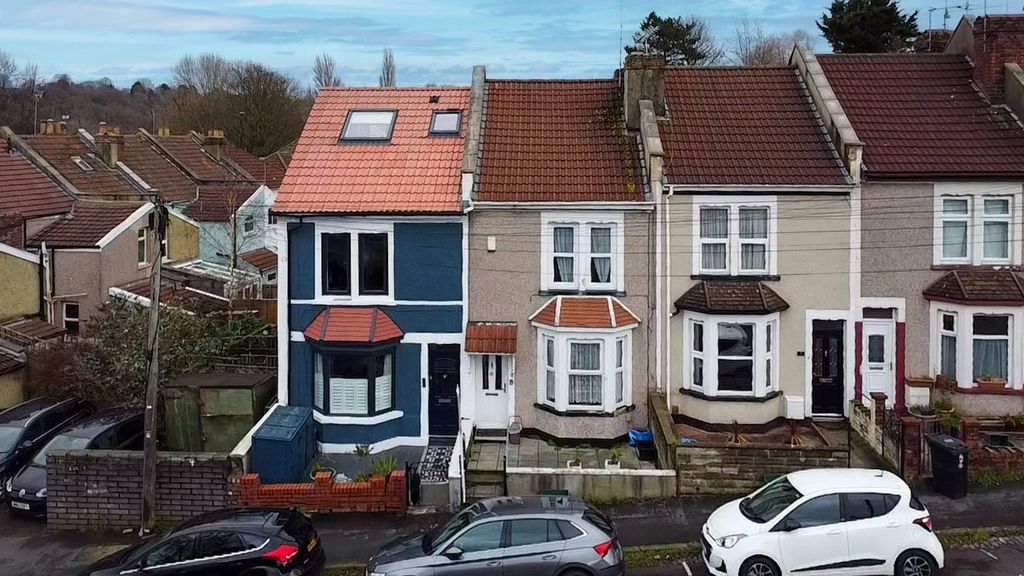 Property photo 1 of 15 4781531