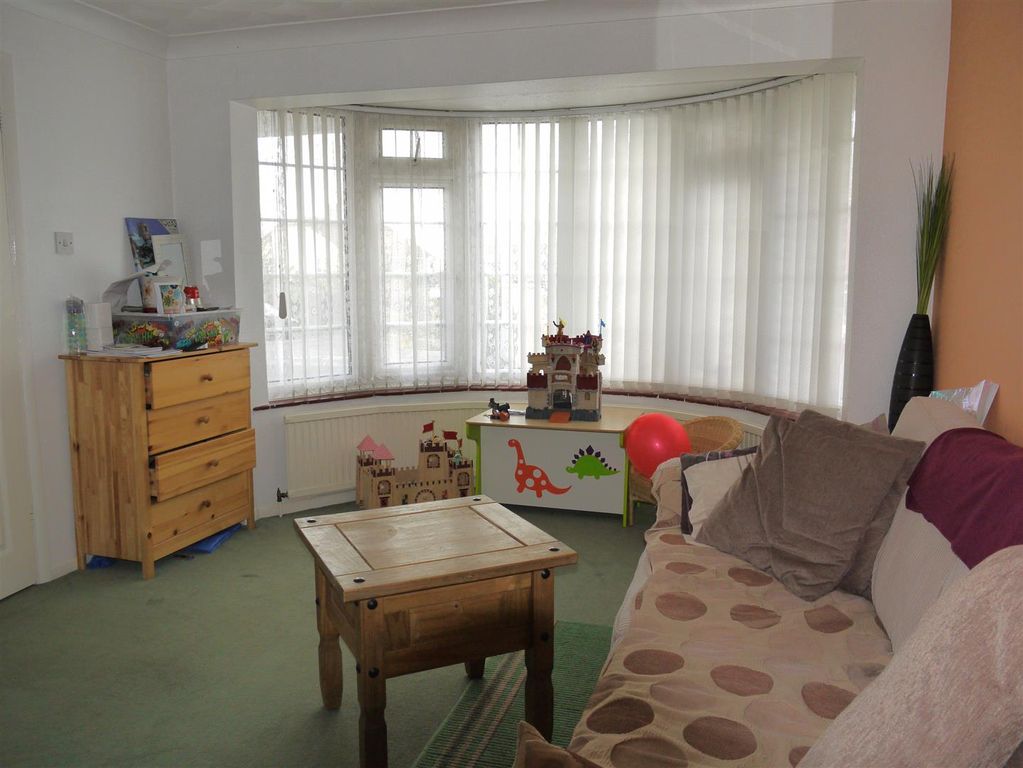 Property photo 3 of 6