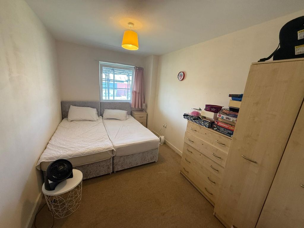 Property photo 3 of 11 Bedroom
