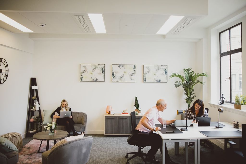 Property photo 2 of 9 Office