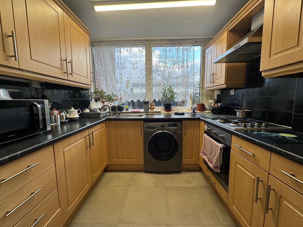 Property photo 1 of 14 Image