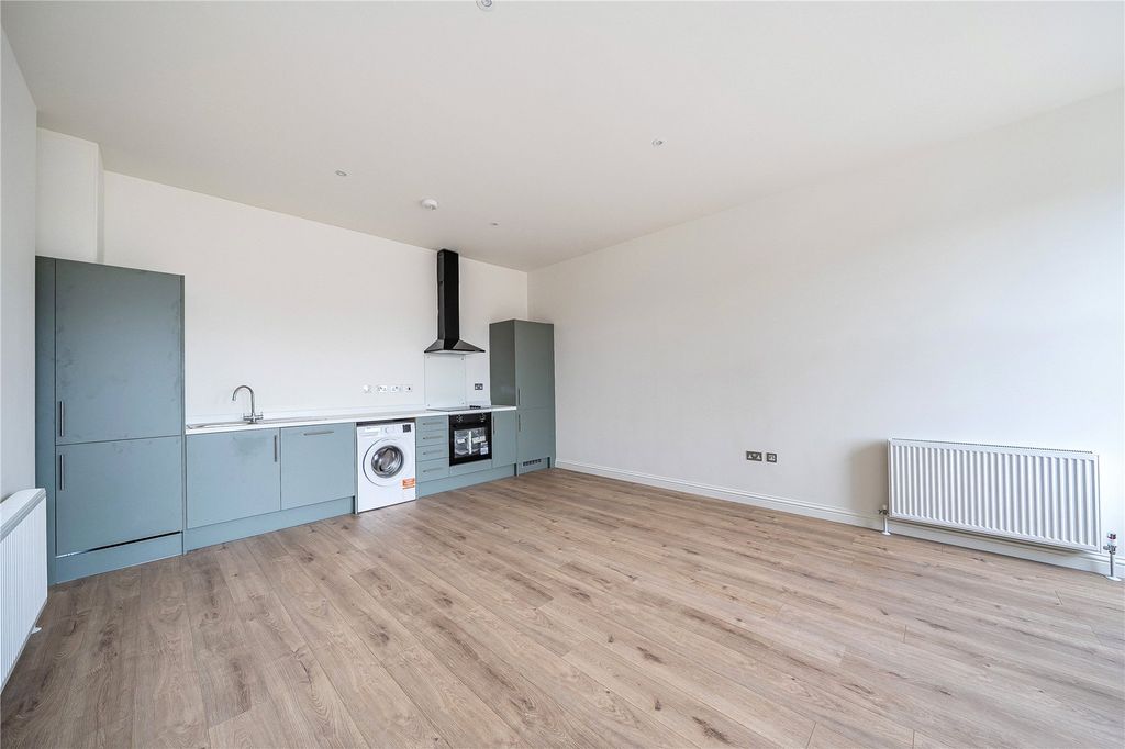 Property photo 2 of 16 Picture No. 16