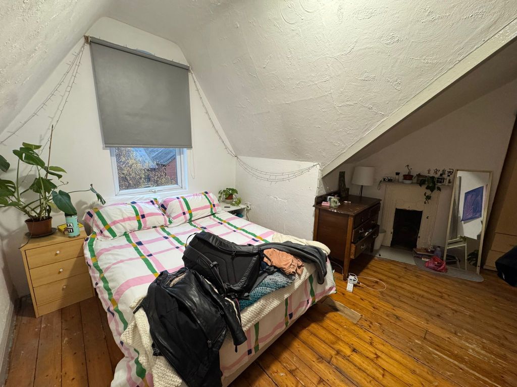 Property photo 3 of 5