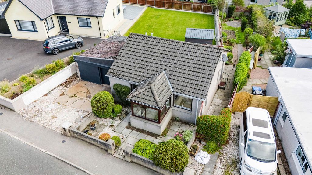 Property photo 2 of 22 External