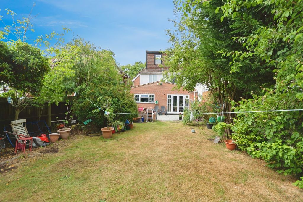Property photo 2 of 17