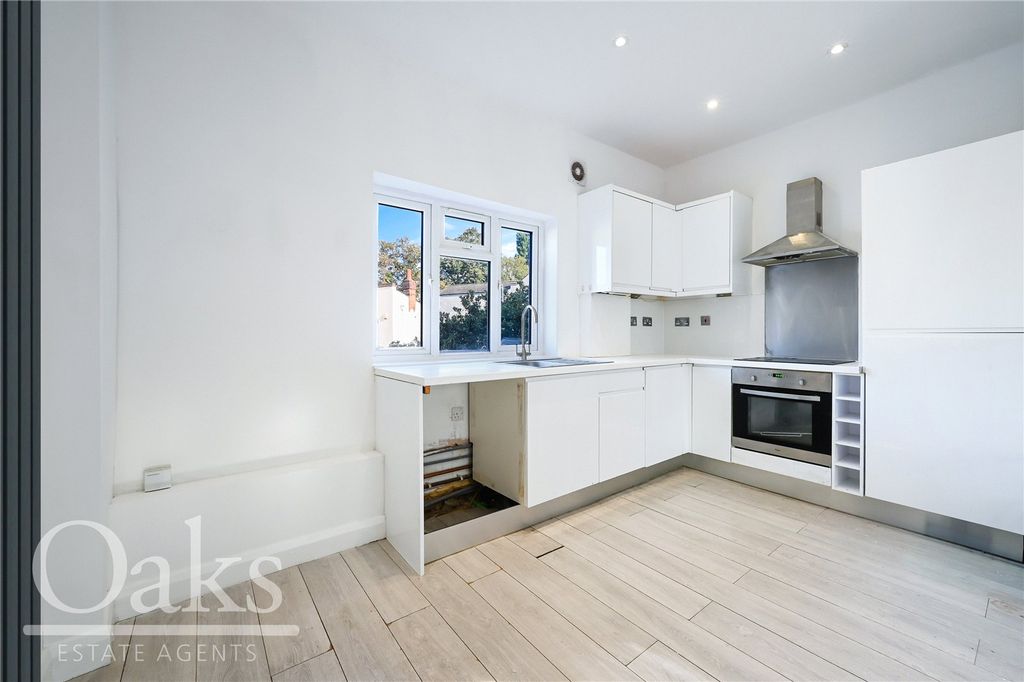 Property photo 3 of 8 Picture No. 09