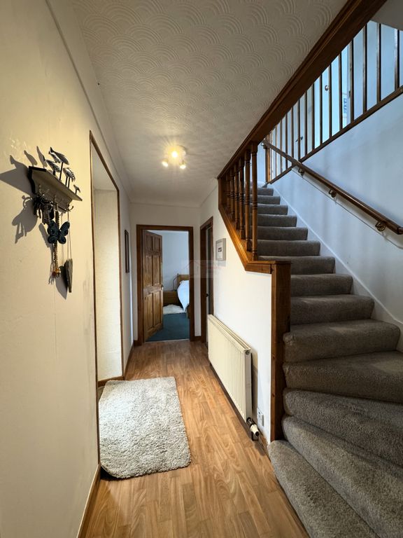 Property photo 2 of 20 Hallway