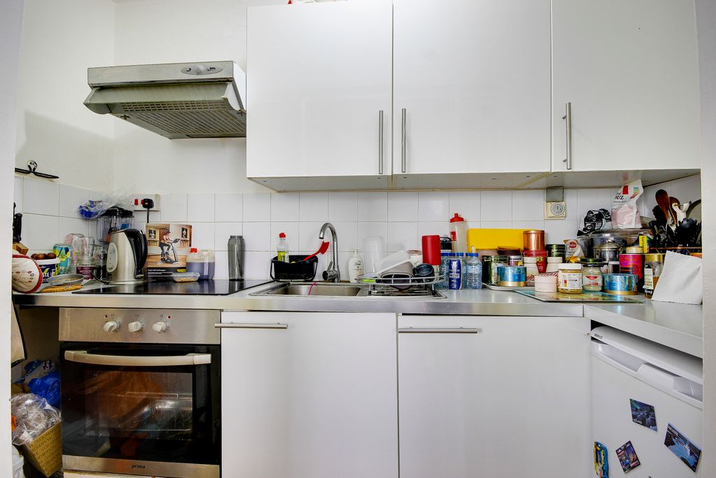 Property photo 3 of 10 Photo 03