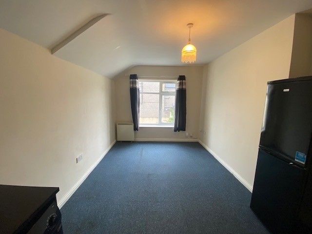 Property photo 3 of 5 Living Room