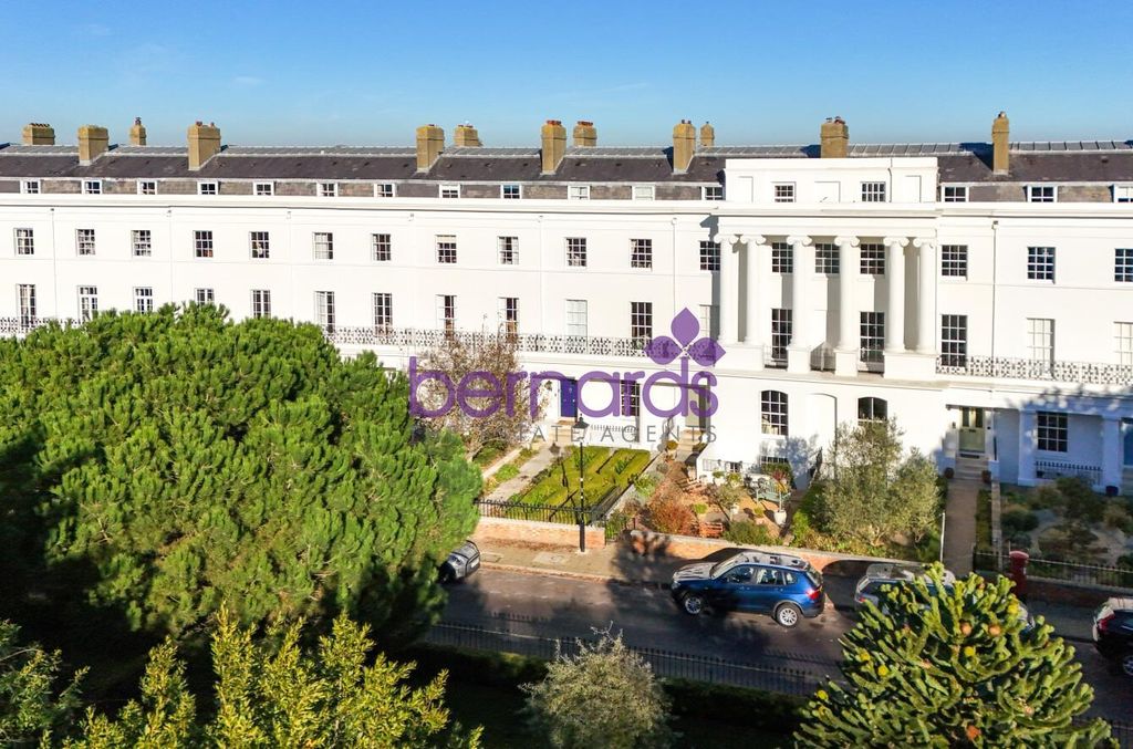 Property photo 1 of 14 Exterior