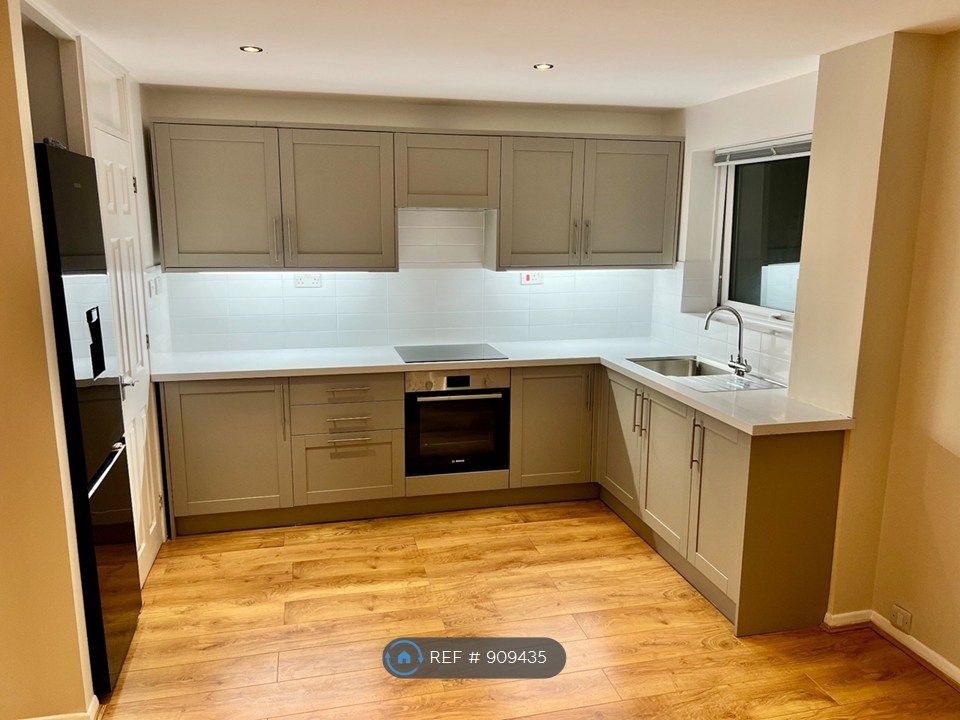 Property photo 2 of 10 New Kitchen