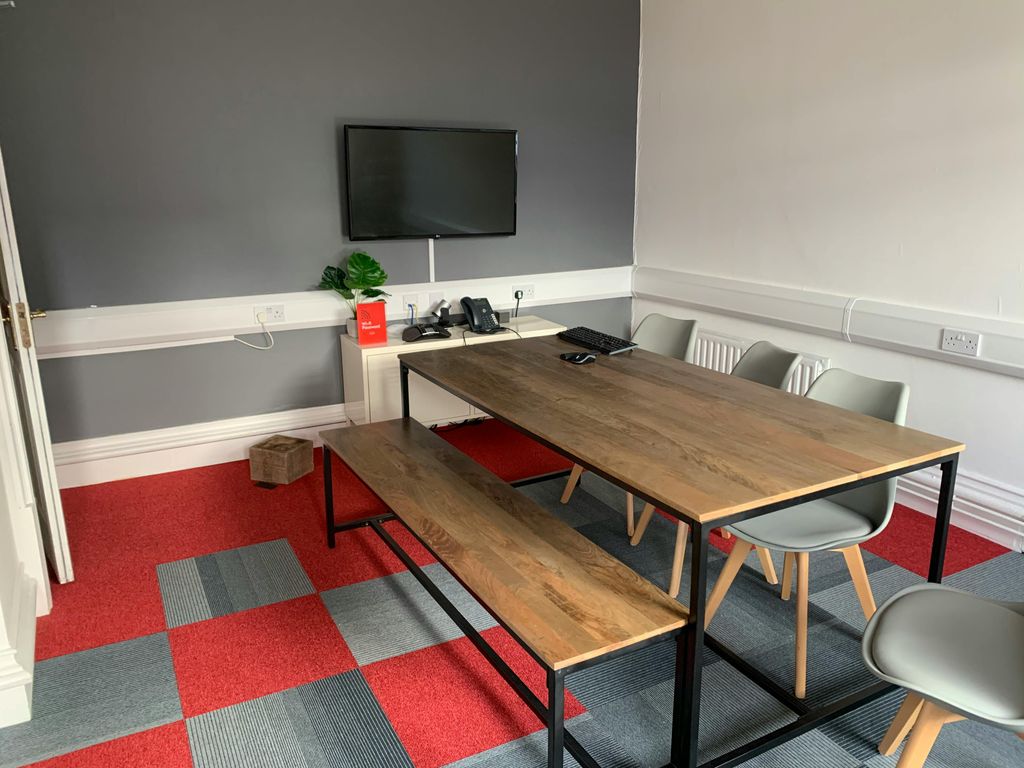 Property photo 2 of 8 Photo 2