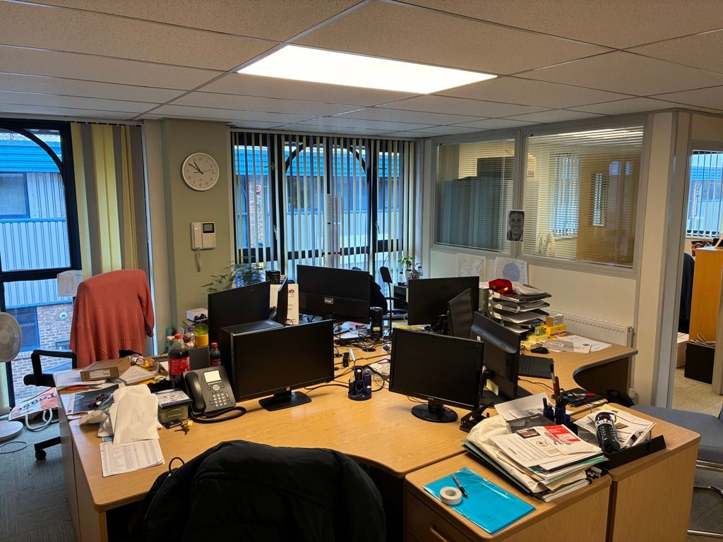 Property photo 3 of 7 Photo 4