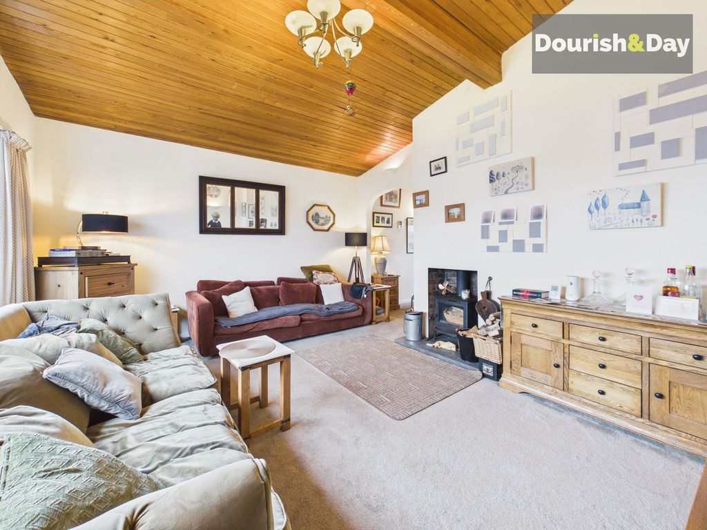 Property photo 2 of 19 Living Room