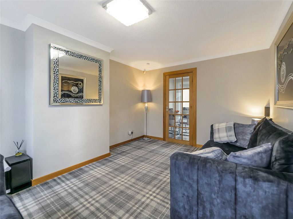 Property photo 3 of 23 Picture No. 06